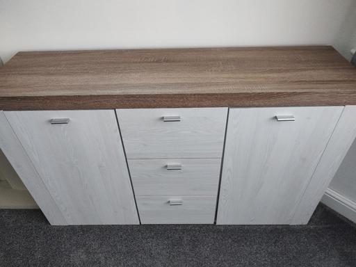 Buy & Sell Essex Southend-on-Sea - Photos for LARGE 2 DOOR 3 DRAWER SIDEBOARD