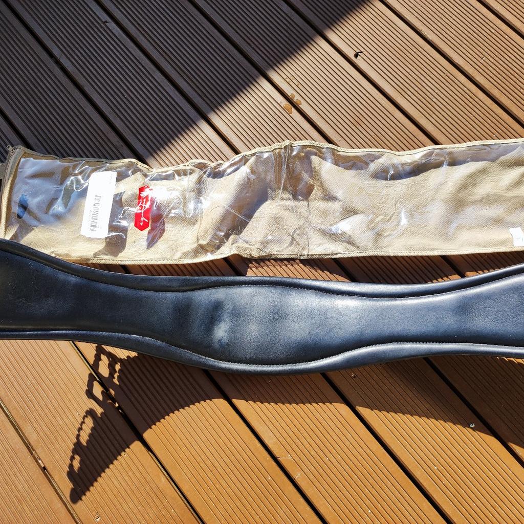 Verkaufe Sattel Kurzgurt für Dressursattel, Equiqe Rose, 65 cm, war nur zur Probe am Pferd