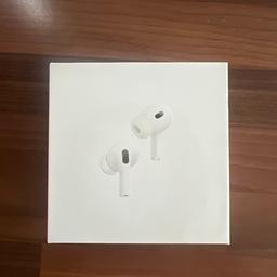 - genuine airpod pros with serial number checker ss and invoice
- accepting offers
- ONLY DOING SHIPPING (Evri Tracked - shipped in 1-3 working days)
-message me if you have any more questions