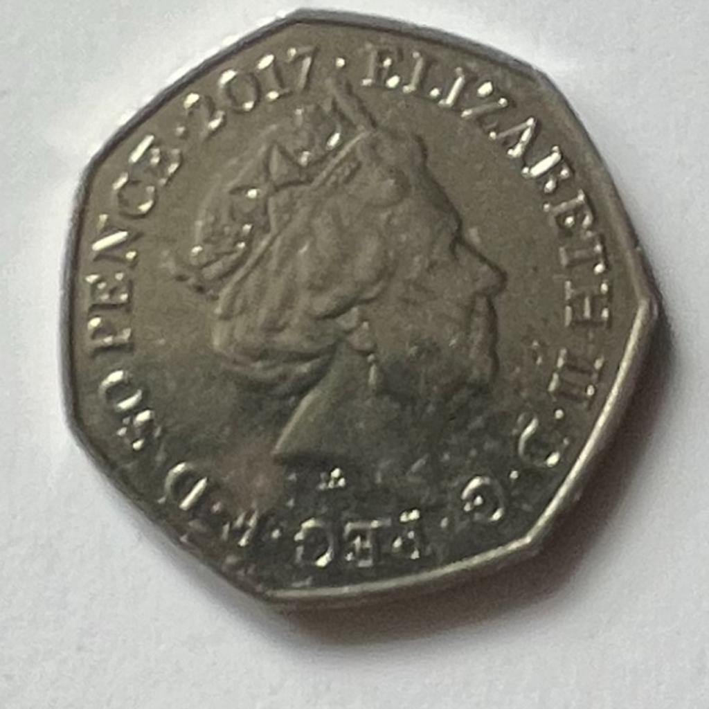 This is a rare Benjamin Bunny 2017
Queen Elizabeth 50p coin. This lovely coin features the popular character from Beatrix Potter's children's books and are a great addition to any coin collection. The coin has a denomination of 50p and is part of the British Decimal Coinage series. Add this coin to your collection today! Great condition