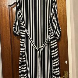 Dorothy Perkins dress new with tags size 16