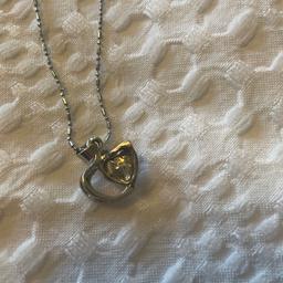Hallmark on
Necklace but not pendant no tags