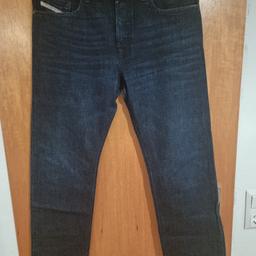 Verkaufe hier eine Diesel Regular Slim Jeans Gr. W33 L30. Wurde ein paar mal getragen und ist in einem einwandfreien Zustand.
Versandkosten extra