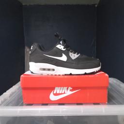 Brand new air max 90 black and white