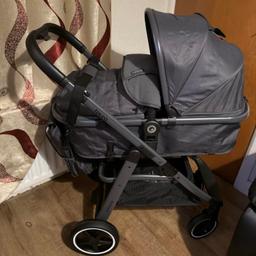 MiniUno Toura 3-in-1 Travel System
Gunmetal Grey

NEED GONE

NEVER BEEN USED
Pram,pushchair,carrycot,and carseat with isofix base
from birth
Comes with bag, changing mat, rain cover and instructions

Don't have original box. I took it out to look at, but daughter changed her mind

Paid £349 new 4 about 4 months ago 


