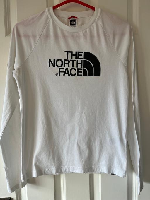 Buy & Sell Surrey Epsom and Ewell - Photos for Junior the north face long sleeve T-shirt