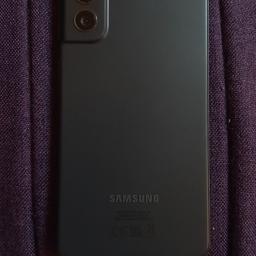 ich verkaufe mein Samsung s21 fe weil ich ein anderes Handy gekauft habe. Das handy funktioniert sehr gut macht sehr schöne fotos und bekommt noch 3 jahre Android updates
ich habe noch die Originalverpackung dabei.
