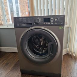 we have a hotpoint washing machine for sale very good condition,selling because new kitchen and changed the washing machine