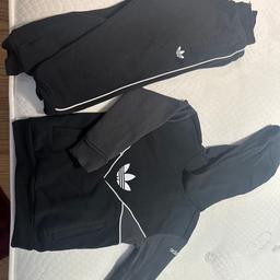 Boys tracksuit only worn 2/3 times as prefers zip ups! 
Only selling for that reason 
Really good condition and amazing quality have many other items available 
Comes from smoke and pet free home 
Serious buyers only