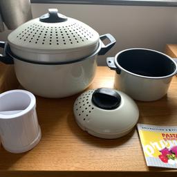 4 piece Pasta making set
Compact design
6 Quarts Pot
2 Quarts Pot
Grater for cheese, nuts, vegetables etc
Instruction manual
Never been used, it is still in its box, unwanted gift

Buyer to collect or can meet locally to my post code