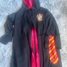 Harry Potter Gown and Tie