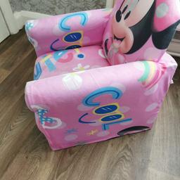 pink minnie mouse children's chair. bought at Christmas and no longer used. lovely little chair. would make a great addition to kids bedroom or living area. pick up only as I cannot deliver. bargain price.