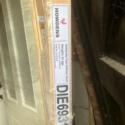 Howdens internal engineered hardwood door
New in packaging
Size 24’ x 80’
Collection from London se6