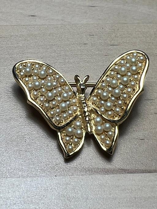 Buy & Sell Caerphilly - Wales Pontlottyn - Caerphilly - Photos for VINTAGE CROWN TRIFARI BUTTERFLY BROOCH