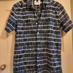 Lovely summer shirt in as new cond..
fy3 layton or can post for extra