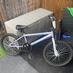 Girls bmx works fine brakes work. For Ages 10 plus