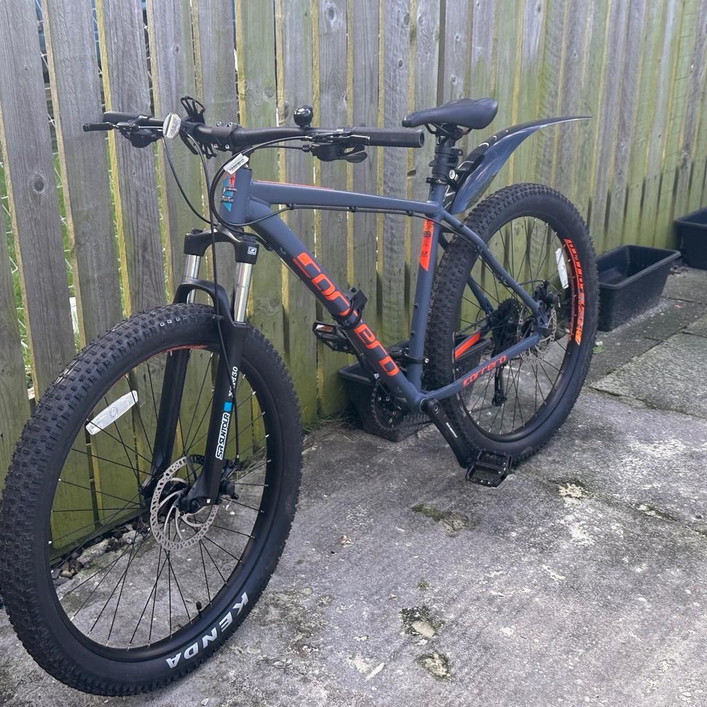 Bike for Sale!!!
Carrera Vendetta Mens Mountain Bike - Blue - Large Frame - 27.5inch tires
Brand new - used 1/2 times
Selling it as I don’t use it anymore. I bought it for transport to and from work but quit my job before I could use it.
**RRP* £445
Looking for £375 cash

Includes -
- Set of Rechargable lights
- 27.5inch Mud Guard
- Carrera Vendetta MB (mountain bike)