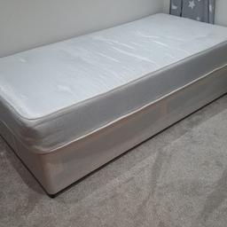 single bed
mattress and base
like new pick-up only