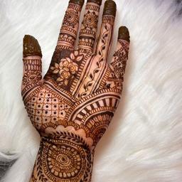 Bridal Henna , Party Mehndi
Taking bookings for Eid 2024
Insta: Hennabymaizy
www.hennabymaizy.co.uk