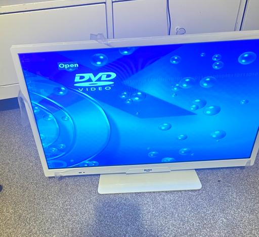 Buy & Sell West London West Kensington - West London - Photos for Bush 24” Freeview Smart LED TV / DVD Player