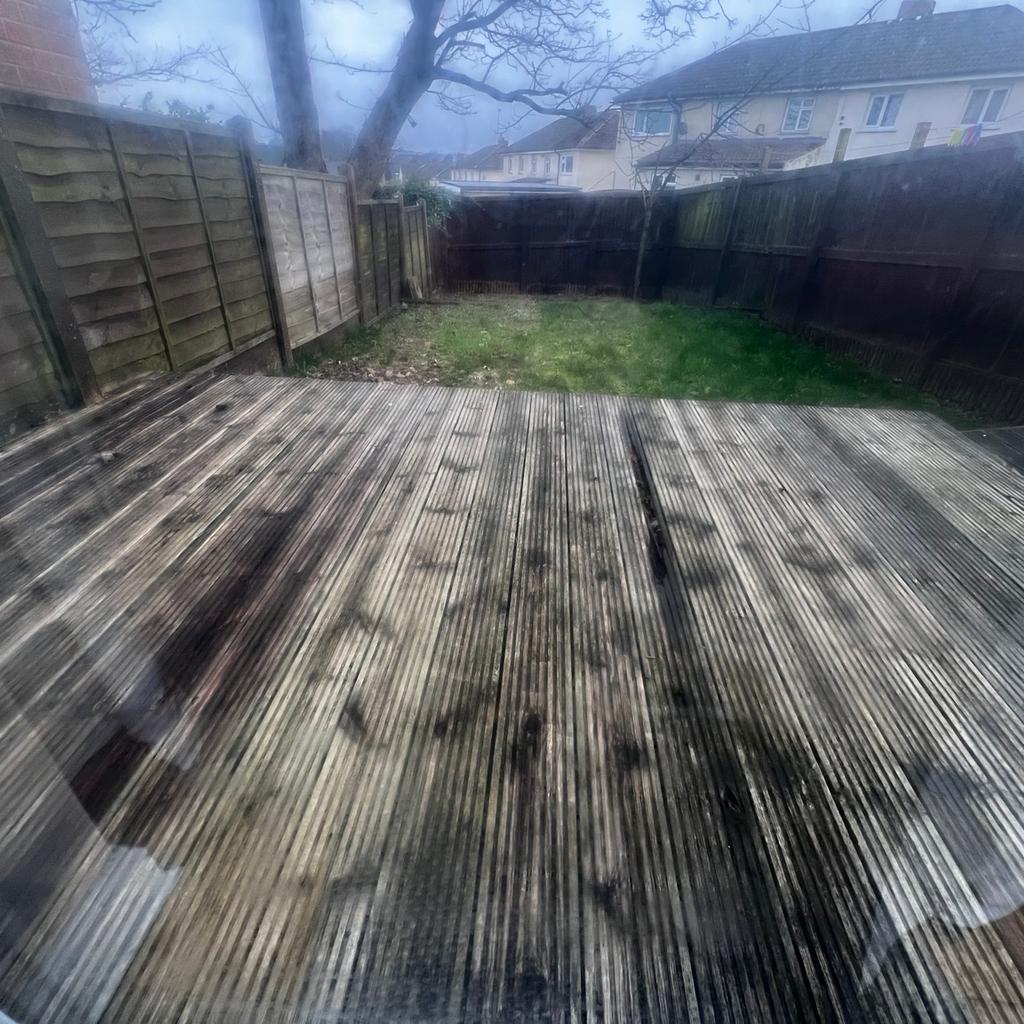 I’m based in West Yorkshire Batley dewsbury and surrounding areas if your driveway is looking old and dirty I can come and clean it up for you with a power washer for a minimum price of £75 depending on size also can mow your lawn if it’s getting too long for a minimum price of £50 depending on size don’t hesitate to get in touch with me