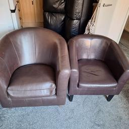 2 x single brown chairs

10 each 15 for both 