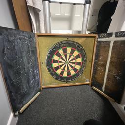 Dart board casing with chalk boards. 

Del

Meet up with zone 4/5.

Pick up Dollis Hill underground station.

Or delivery £15


£ 50