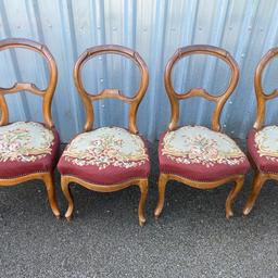 4 X Antique Balloon Back Chairs With Stunning Tapestry Seats
This is a stunning set of 4 balloon back chairs. Very comfortable with sprung seats. Well upholstered with stunning needlework tapestry seat covers 
In good condition
I also have a 5th matching chair listed separately on another listing 
Viewing welcome