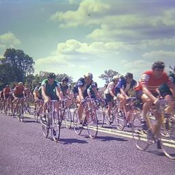 vintage kodachrome photos of the milk race
3 unique photos from the milk race cycling. In Knutsford 1970s. Taken by an accomplished photographer in great condition. Combined post available.