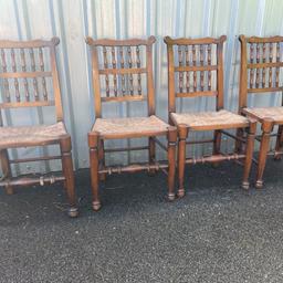 Antique Set of 4 English Spindleback Oak Rush Seated Dining Chairs, c 1790
English country house chairs 
A good set of 4 oak and rush seated dining chairs, dating from the late 1700s. Shaped back rail with two galleries of ten spindles, over thick rush seats. Bobbin turned stretchers.
In good antique condition 
Viewing welcome