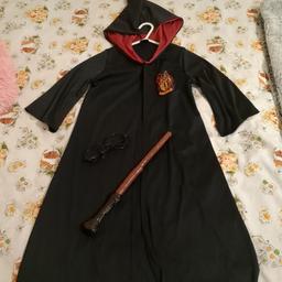 harry potter costume 4-6years good clean condition with glasses and wand