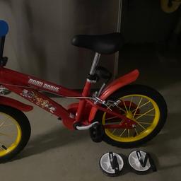 Verkaufe Kinder Fahrrad „ Paw Patrol“ in sehr gutem , gepflegtem Zustand . 14 Zoll mit Stützräder . Neupreis 150 Euro .
