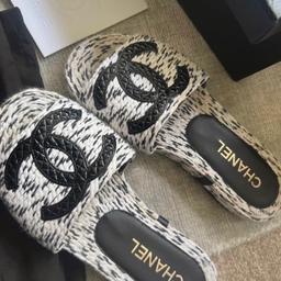 Chanel Sandals (with box & dust bag)
With dust bag and original box
Open to offers
Size 35C