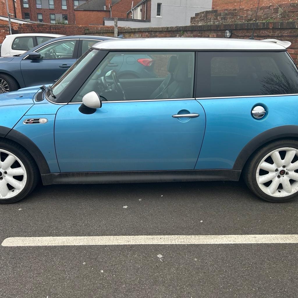 Mini Cooper s 2004
1.6 SUPERCHARGED
NEW MOT TILL March 2025
118,000 MILES
1598 cc
202 g/km
2 AXLE RIGID BODY
3 dr
Petrol
Manual
Black interior with Leather seats
Electric Windows
Air-Conditioning
Electric Mirrors
White Alloy wheels
Roof- white
New clutch

Offers welcomed