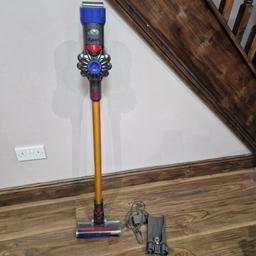 Dyson V8 absolute
need new battery
mint conditions
two pin plug/foreign plug
local pick-up only
quick sale