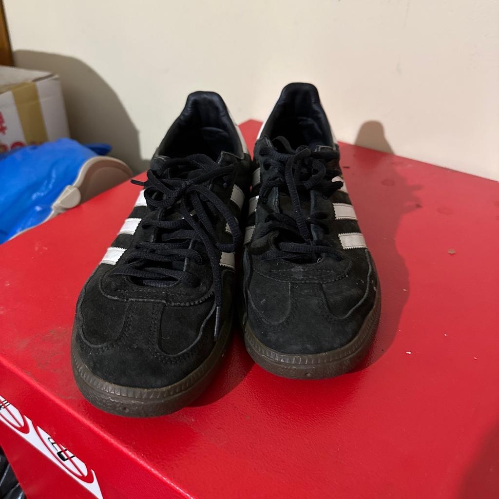 Use condition, size 8 Adidas trainers