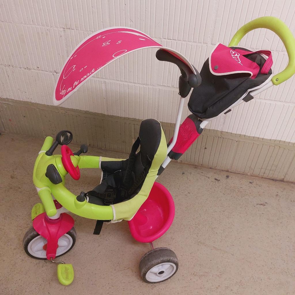 Dreirad von Smoby

Mitwachsend - Aufsatz für kleine Kinder

Kind kann selbst fahren oder auch nur geschoben werden, mit Hilfe des praktischen Pedal-Aufsatzes.

Neupreis: ca. 120€

Benutzt und pfleglich behandelt. Wurde nach Benutzung immer rein genommen und stand nicht draußen.
Sehr schöne Dreirad