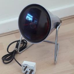 Vintage Phillips Infraphil Heat Lamp. Great for aches and pains. Fully working including bulb. Can deliver.