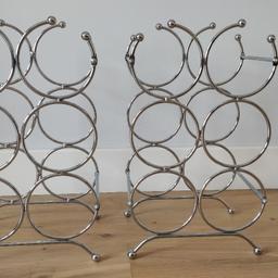 2 X 6 Bottle Metal wine racks
Silver.
Like new ,each rack holds 6 bottles , wine bottles not included in price quoted.
Height 35 cm
Width 21 cm
£ 12.50 each
£20 for Both
Cash only
Reading for collection.