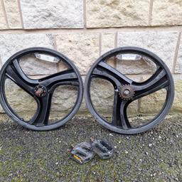 Bmx mag wheels. 20 inch. No damages. Comes with a set of bmx pedals. collection from wf4 Flockton. OFFERS 