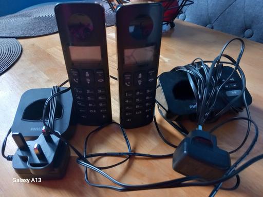 Buy & Sell Nottinghamshire Gedling - Photos for Black twin Phillips cordless phones