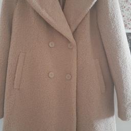 I have a brand new Ralph lauren Teddy coat for sale size xl RRP 259 ..can post .