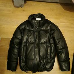 Black faux Puffer Jacket size M