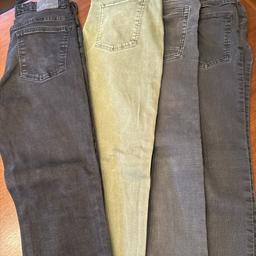 4 Jeans als Paket 
Kaum betragen bzw. neu! 

Gr. 158
Marken Mango - H & M - C & A 

Abholung in Klaus