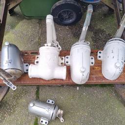 5x vintage door closers,  cash on Collection only please from WV13 area ASAP.