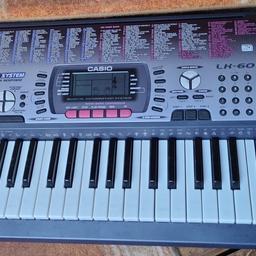 Gebrauchtes Casio Keyboard Lk-60 mit minimalen Gebrauchsspuren