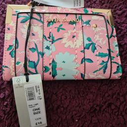 brand new river island purse in mint condition, only 2 in stock going fast and still as the price tag on them