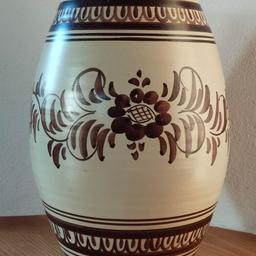 schöne Vase der Keramikfirma STOOB.
Hohe 40 cm.
