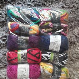 10 balls king cole scarf wool,collection only please.cost 4.00 plus per ball so a bargain.thankyou