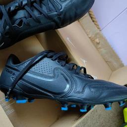 Great condition boots, don't fit me hence the sale. Lightweight, leather which in my opinion is better for ball control. Just £30, you cant go wrong, they will last a long time.
